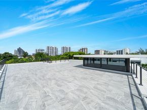 262 189th Ter, Sunny Isles Beach FL 33160