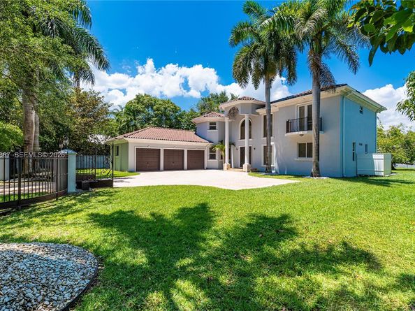 8479 SW 122nd St, Miami FL 33156
