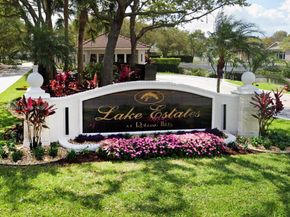 4123 W Lake Estates Dr, Davie FL 33328