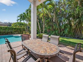 4123 W Lake Estates Dr, Davie FL 33328