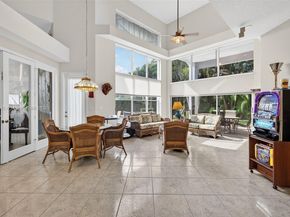 4123 W Lake Estates Dr, Davie FL 33328