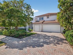 4123 W Lake Estates Dr, Davie FL 33328