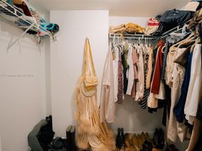 1800 N Bayshore Dr 1412, Miami FL 33132