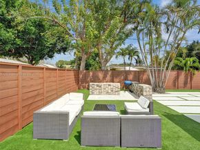 2461 SW 16th Ct, Fort Lauderdale FL 33312