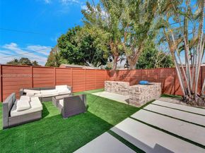 2461 SW 16th Ct, Fort Lauderdale FL 33312