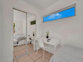 2461 SW 16th Ct, Fort Lauderdale FL 33312