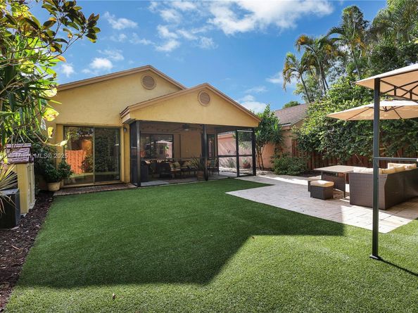 1951 NW 35th Ter, Coconut Creek FL 33066