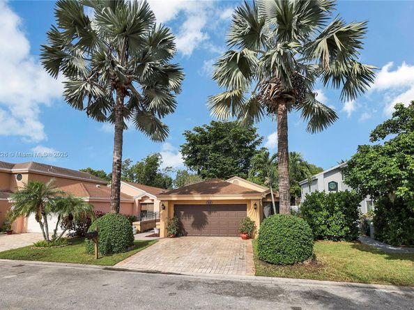 1951 NW 35th Ter, Coconut Creek FL 33066