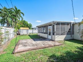 7231 SW 6th St, Miami FL 33144