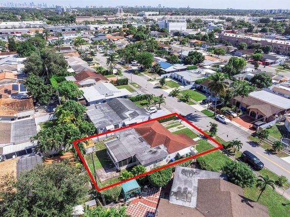 7231 SW 6th St, Miami FL 33144