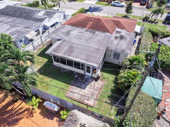 7231 SW 6th St, Miami FL 33144