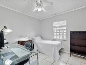 7231 SW 6th St, Miami FL 33144