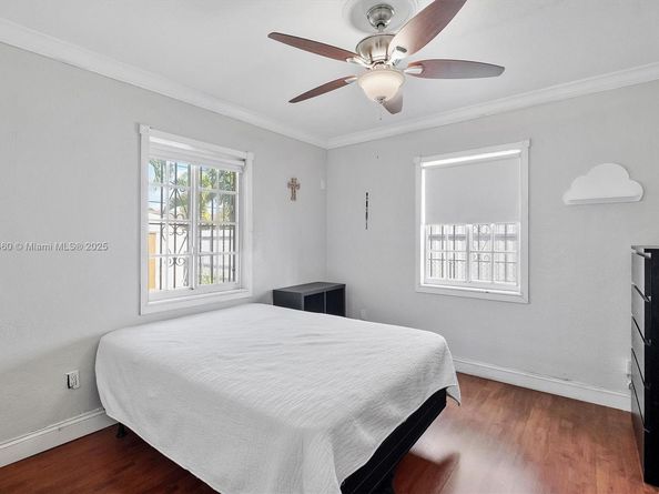 7231 SW 6th St, Miami FL 33144