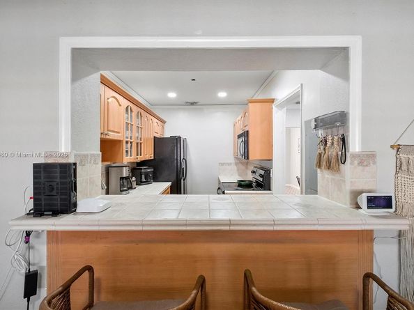 7231 SW 6th St, Miami FL 33144