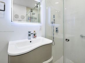 7231 SW 6th St, Miami FL 33144