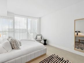 1 Collins Ave 605, Miami Beach FL 33139