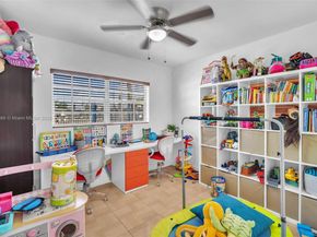 17501 NW 12th Ave, Miami Gardens FL 33169