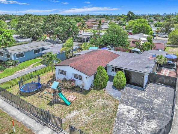 17501 NW 12th Ave, Miami Gardens FL 33169