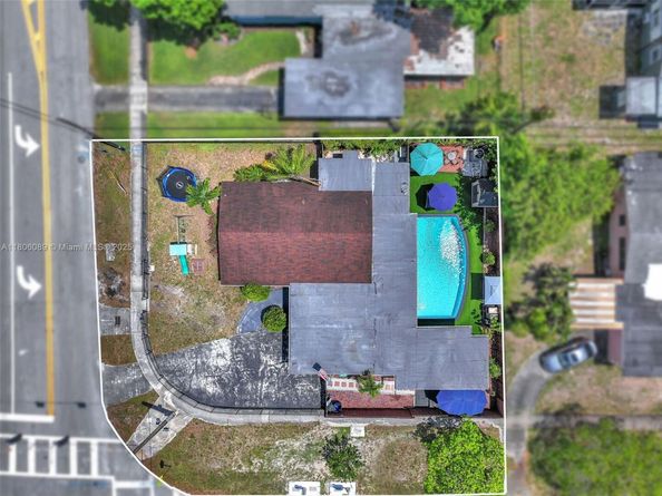 17501 NW 12th Ave, Miami Gardens FL 33169