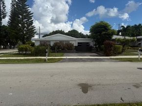 3025 NW 11TH St, Fort Lauderdale FL 33311
