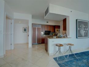1000 S Pointe Dr 1406, Miami Beach FL 33139