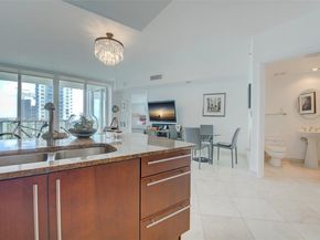 1000 S Pointe Dr 1406, Miami Beach FL 33139