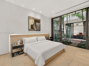 2300 Sunset Dr, Miami Beach FL 33140