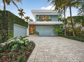 2300 Sunset Dr, Miami Beach FL 33140