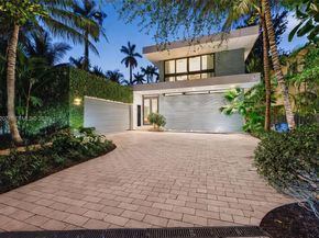 2300 Sunset Dr, Miami Beach FL 33140