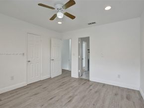 2306 NW 52nd Ave 2306, Lauderhill FL 33313