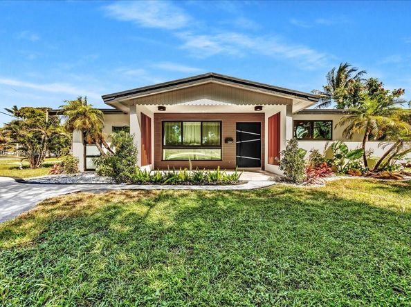 5890 SW 13th St, Plantation FL 33317