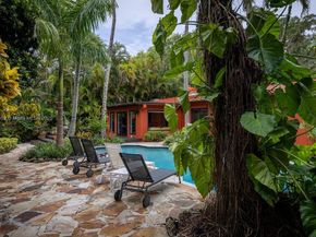 3570 Avocado Ave, Miami FL 33133