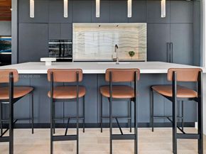 800 S Pointe Dr 801, Miami Beach FL 33139