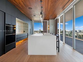 800 S Pointe Dr 801, Miami Beach FL 33139