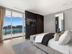 800 S Pointe Dr 801, Miami Beach FL 33139