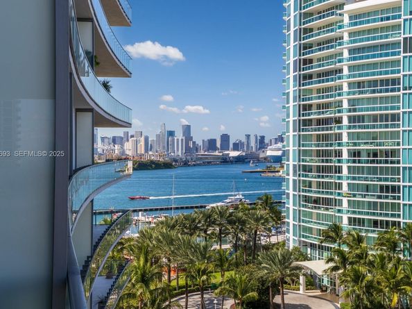 800 S Pointe Dr 801, Miami Beach FL 33139