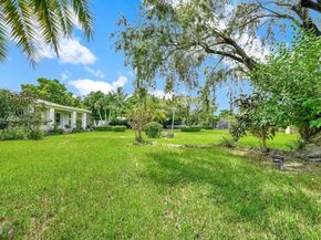 9340 SW 174th St, Palmetto Bay FL 33157