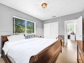 9340 SW 174th St, Palmetto Bay FL 33157