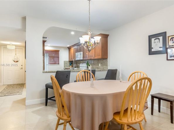 7582 NW 86th Ter 103, Tamarac FL 33321