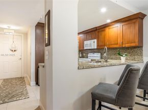 7582 NW 86th Ter 103, Tamarac FL 33321