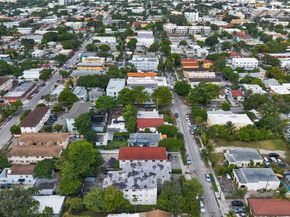1370 SW 5th St, Miami FL 33135
