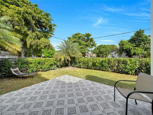 1370 SW 5th St, Miami FL 33135