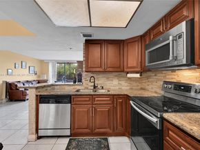 5570 NW 44th St 215A, Lauderhill FL 33319
