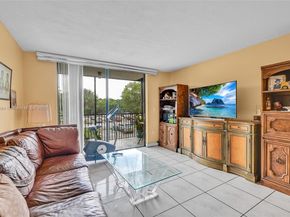 5570 NW 44th St 215A, Lauderhill FL 33319