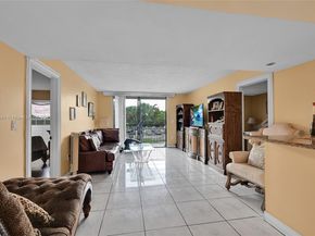 5570 NW 44th St 215A, Lauderhill FL 33319