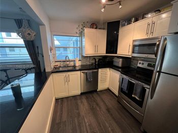 221 Meridian Ave