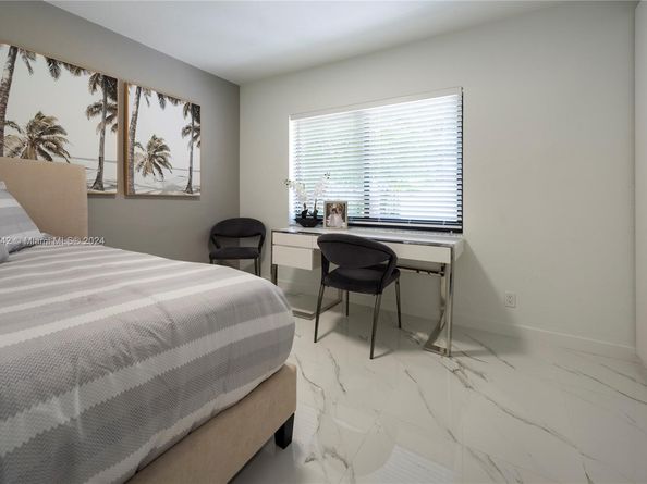 2308 SE 18 St, Fort Lauderdale FL 33316