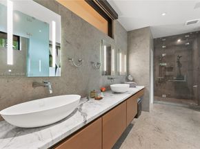 2803 Crystal Ct, Coconut Grove FL 33133