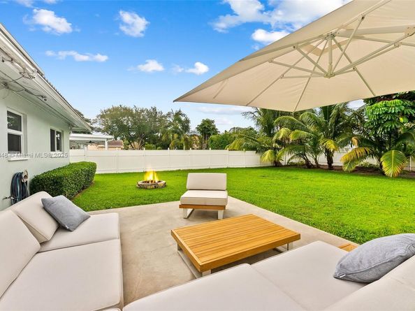 1180 SW 17th St, Boca Raton FL 33486