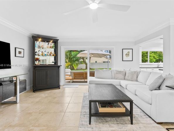 1180 SW 17th St, Boca Raton FL 33486